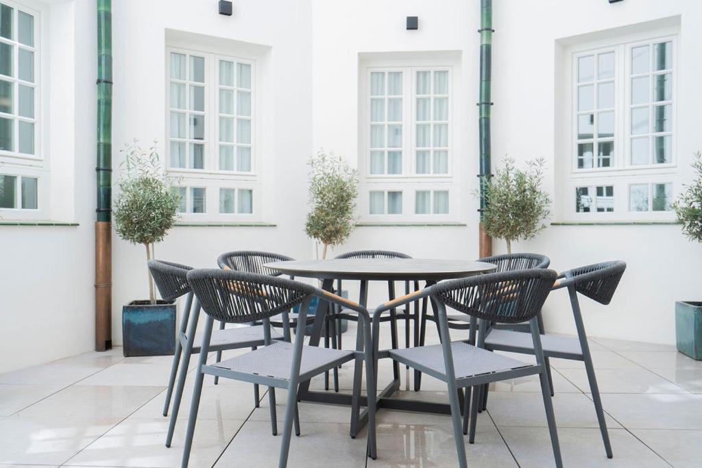 Suites Chinitas Málaga Eksteriør billede